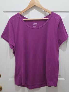Hanes Women's Magenta Scoop Neck Short Sleeve Tee XL